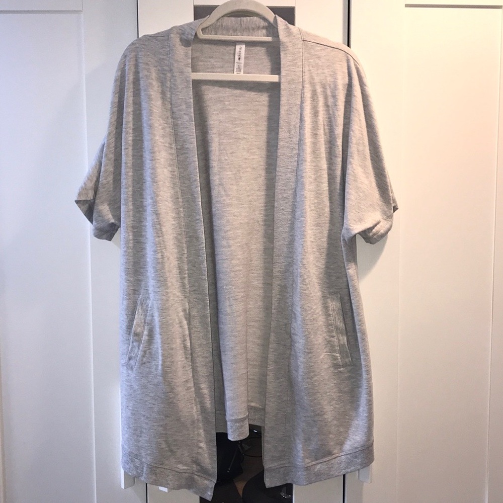 NWOT Ideology Short Sleeve Cardigan